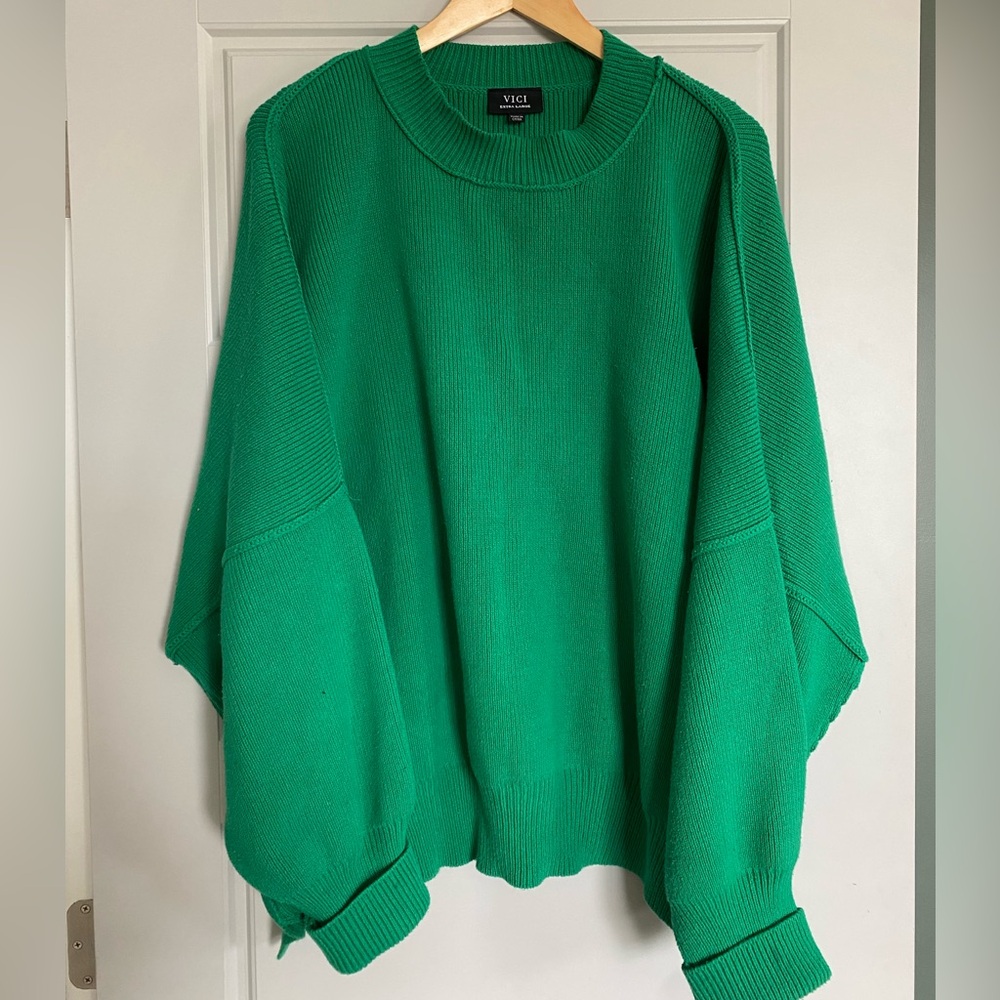 Vici Green Crew Neck Sweater